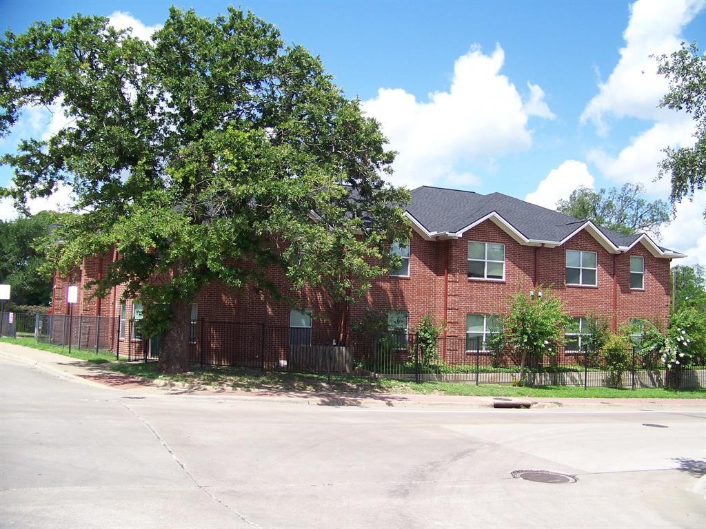317 Cherry Street, College Station, Texas 77840, 2 Bedrooms Bedrooms, 5 Rooms Rooms,2 BathroomsBathrooms,Rental,For Rent,Cherry,13058733