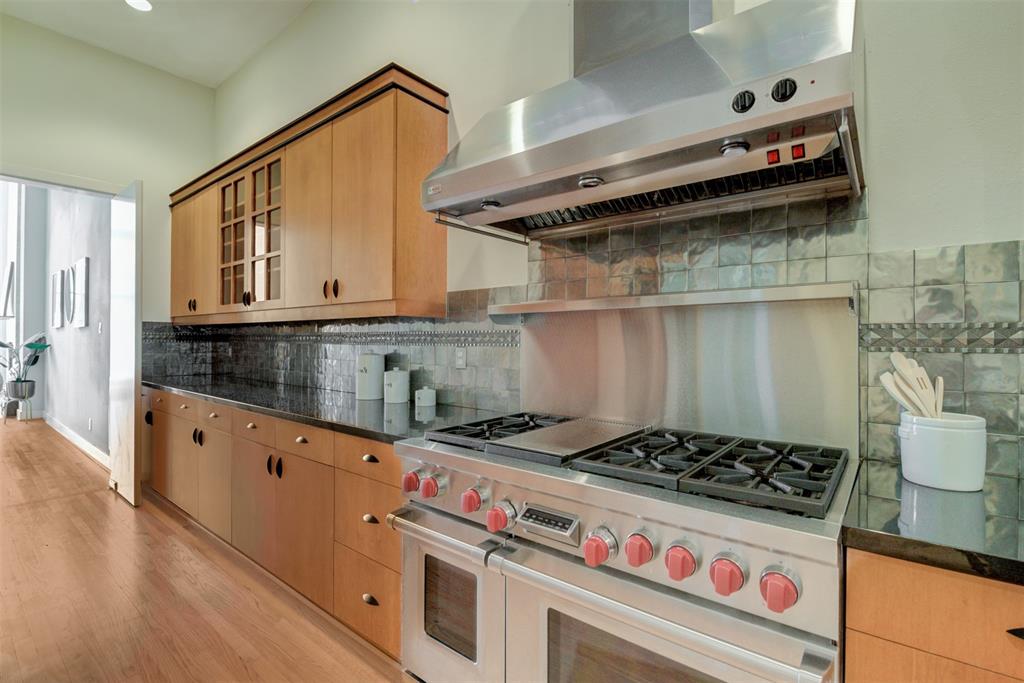 4413 3 Mandell Street, Houston, Texas 77006, 4 Bedrooms Bedrooms, 8 Rooms Rooms,3 BathroomsBathrooms,Single-family,For Sale,Mandell,65361727