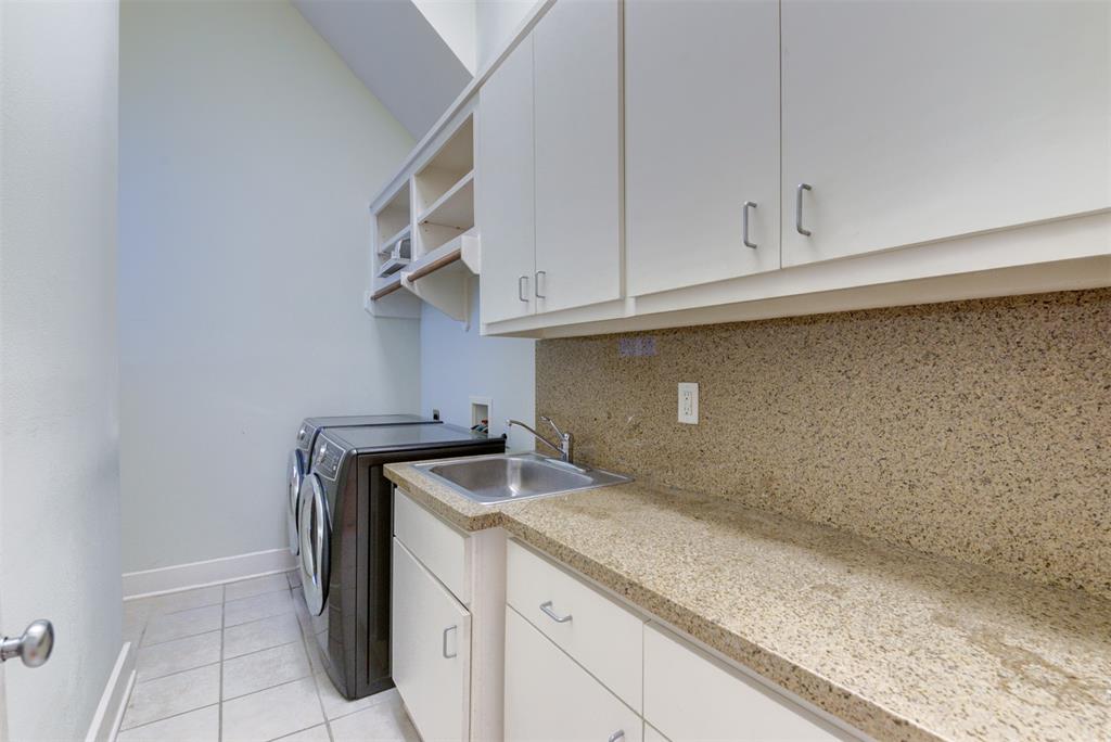 4413 3 Mandell Street, Houston, Texas 77006, 4 Bedrooms Bedrooms, 8 Rooms Rooms,3 BathroomsBathrooms,Single-family,For Sale,Mandell,65361727