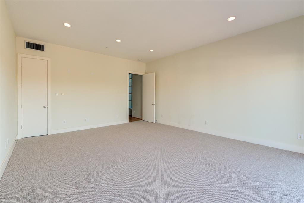 4413 3 Mandell Street, Houston, Texas 77006, 4 Bedrooms Bedrooms, 8 Rooms Rooms,3 BathroomsBathrooms,Single-family,For Sale,Mandell,65361727