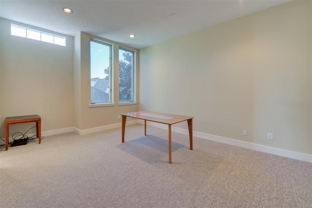 4413 3 Mandell Street, Houston, Texas 77006, 4 Bedrooms Bedrooms, 8 Rooms Rooms,3 BathroomsBathrooms,Single-family,For Sale,Mandell,65361727