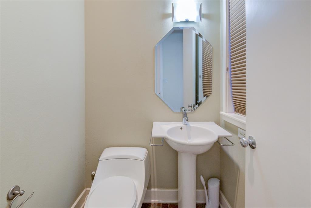 4413 3 Mandell Street, Houston, Texas 77006, 4 Bedrooms Bedrooms, 8 Rooms Rooms,3 BathroomsBathrooms,Single-family,For Sale,Mandell,65361727
