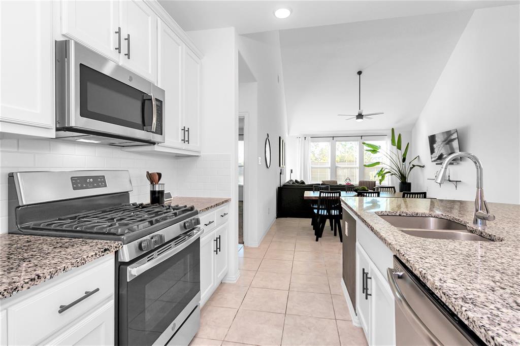 15131 2 Barbado Ridge Trail, Cypress, Texas 77433, 4 Bedrooms Bedrooms, 5 Rooms Rooms,3 BathroomsBathrooms,Single-family,For Sale,Barbado Ridge,61929261