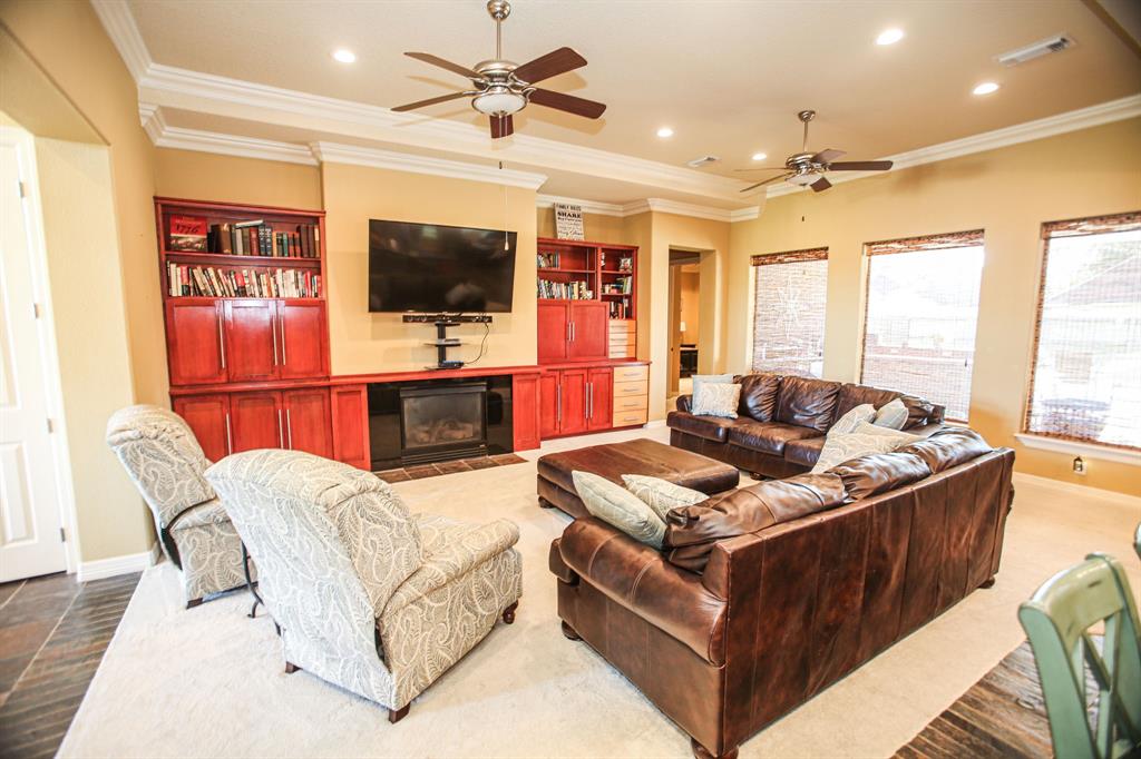 108 2 Arrowhead Drive, Lake Jackson, Texas 77566, 4 Bedrooms Bedrooms, 4 Rooms Rooms,4 BathroomsBathrooms,Single-family,For Sale,Arrowhead,50123570