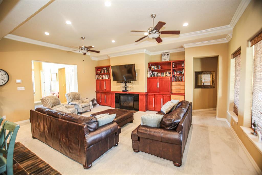 108 2 Arrowhead Drive, Lake Jackson, Texas 77566, 4 Bedrooms Bedrooms, 4 Rooms Rooms,4 BathroomsBathrooms,Single-family,For Sale,Arrowhead,50123570