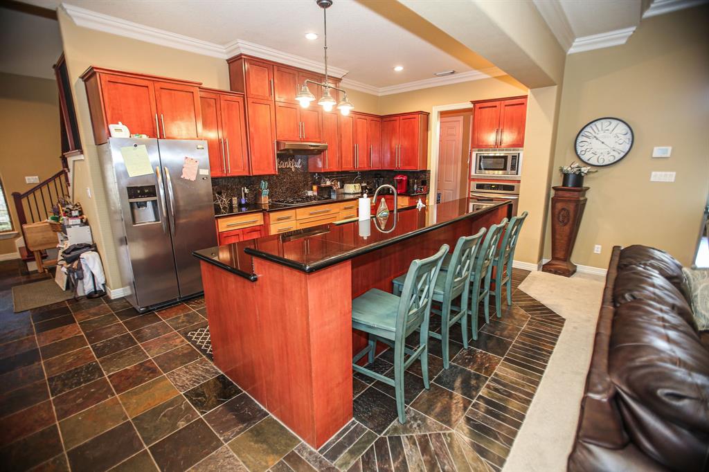 108 2 Arrowhead Drive, Lake Jackson, Texas 77566, 4 Bedrooms Bedrooms, 4 Rooms Rooms,4 BathroomsBathrooms,Single-family,For Sale,Arrowhead,50123570