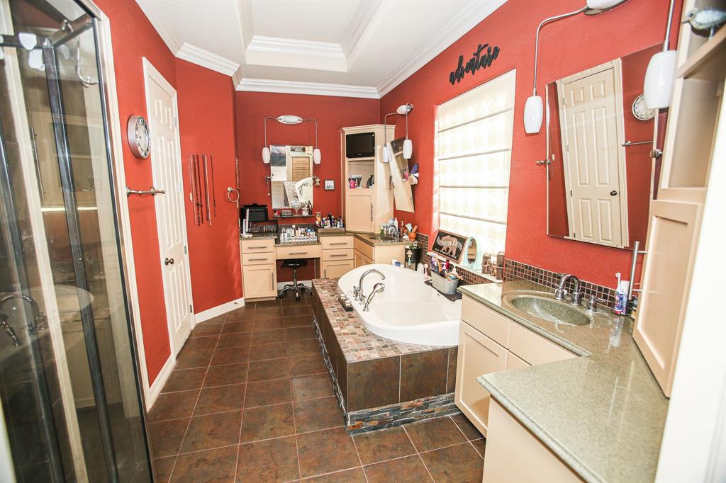 108 2 Arrowhead Drive, Lake Jackson, Texas 77566, 4 Bedrooms Bedrooms, 4 Rooms Rooms,4 BathroomsBathrooms,Single-family,For Sale,Arrowhead,50123570