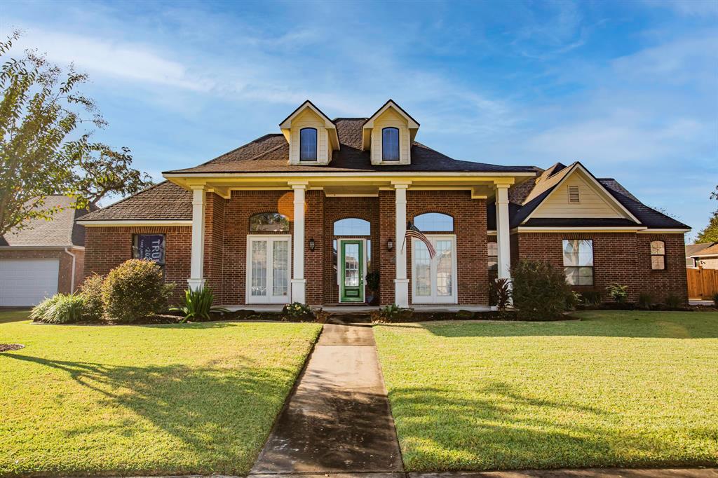 108 2 Arrowhead Drive, Lake Jackson, Texas 77566, 4 Bedrooms Bedrooms, 4 Rooms Rooms,4 BathroomsBathrooms,Single-family,For Sale,Arrowhead,50123570