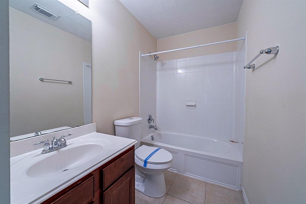 19911 2 Astilbe Court, Spring, Texas 77379, 4 Bedrooms Bedrooms, 4 Rooms Rooms,3 BathroomsBathrooms,Single-family,For Sale,Astilbe,85679088