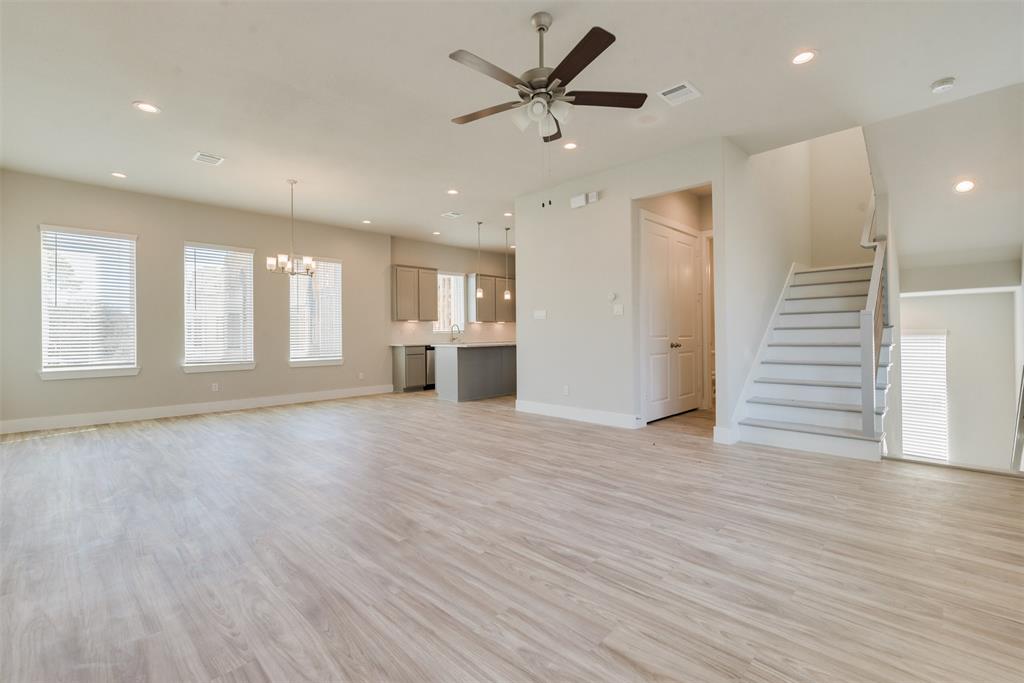 1738 3 Cove Crescent Court, Houston, Texas 77055, 3 Bedrooms Bedrooms, 7 Rooms Rooms,2 BathroomsBathrooms,Townhouse/condo,For Sale,Cove Crescent,75286231