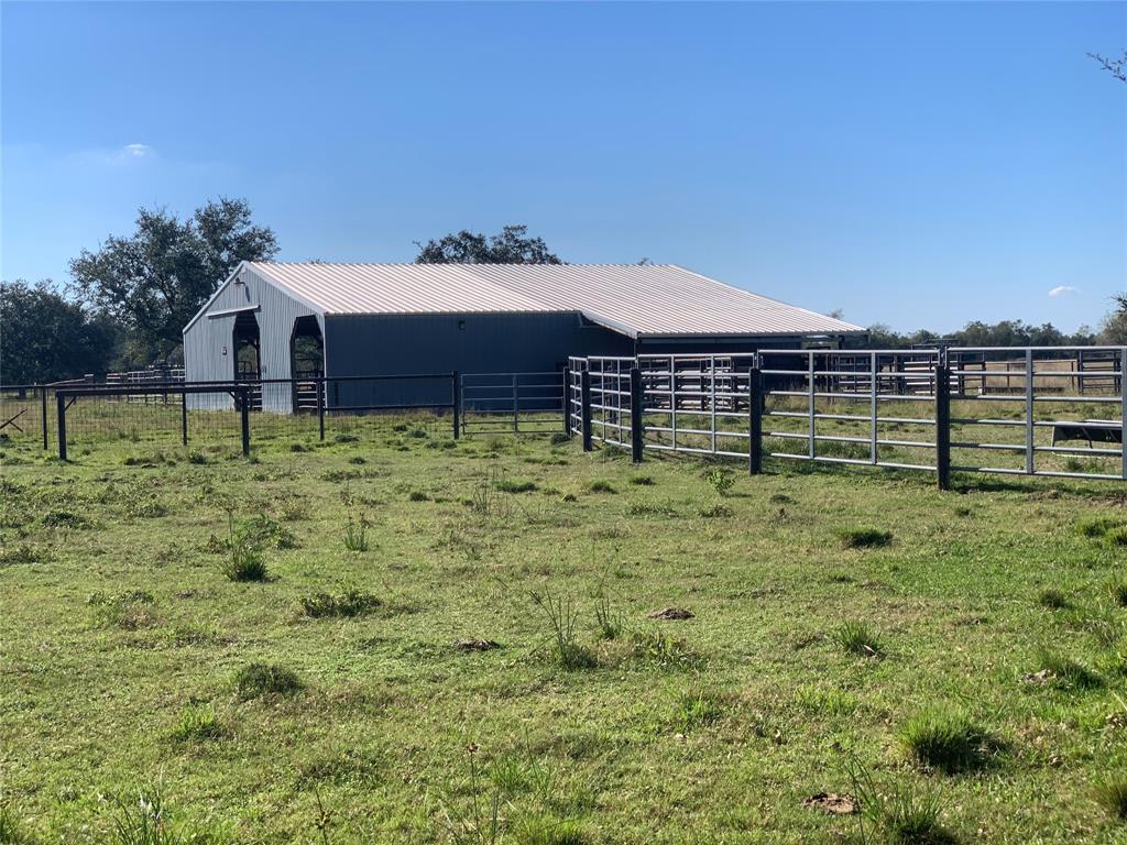 4212 1 CR 182, Alvin, Texas 77511, ,2 BathroomsBathrooms,Country Homes/acreage,For Sale,CR 182,22937544