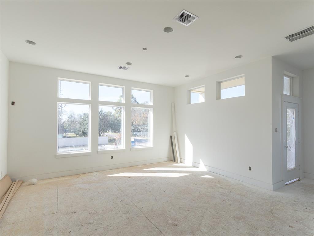 5330 3 Donovan Gardens Lane, Houston, Texas 77091, 3 Bedrooms Bedrooms, 12 Rooms Rooms,3 BathroomsBathrooms,Single-family,For Sale,Donovan Gardens Lane,85338063