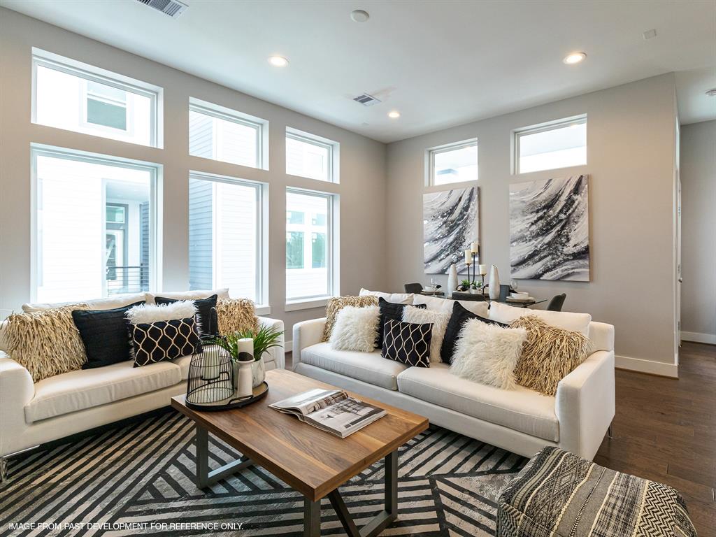 5330 3 Donovan Gardens Lane, Houston, Texas 77091, 3 Bedrooms Bedrooms, 12 Rooms Rooms,3 BathroomsBathrooms,Single-family,For Sale,Donovan Gardens Lane,85338063