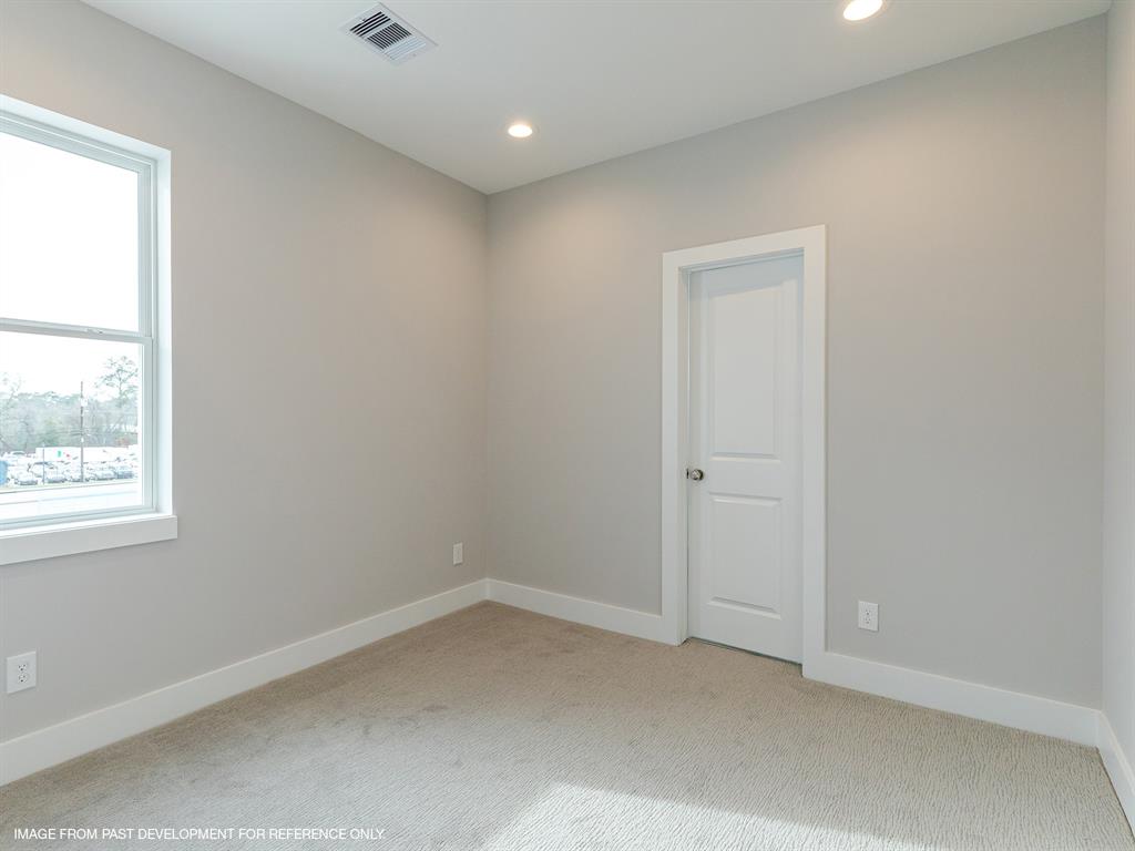 5330 3 Donovan Gardens Lane, Houston, Texas 77091, 3 Bedrooms Bedrooms, 12 Rooms Rooms,3 BathroomsBathrooms,Single-family,For Sale,Donovan Gardens Lane,85338063