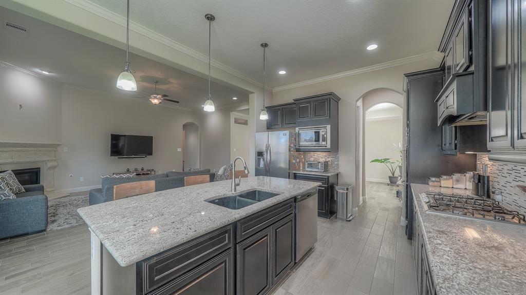 4906 1 Alaina Drive, Rosharon, Texas 77583, 4 Bedrooms Bedrooms, 12 Rooms Rooms,3 BathroomsBathrooms,Single-family,For Sale,Alaina,63286607