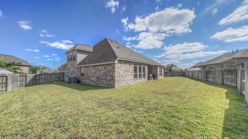 4906 1 Alaina Drive, Rosharon, Texas 77583, 4 Bedrooms Bedrooms, 12 Rooms Rooms,3 BathroomsBathrooms,Single-family,For Sale,Alaina,63286607