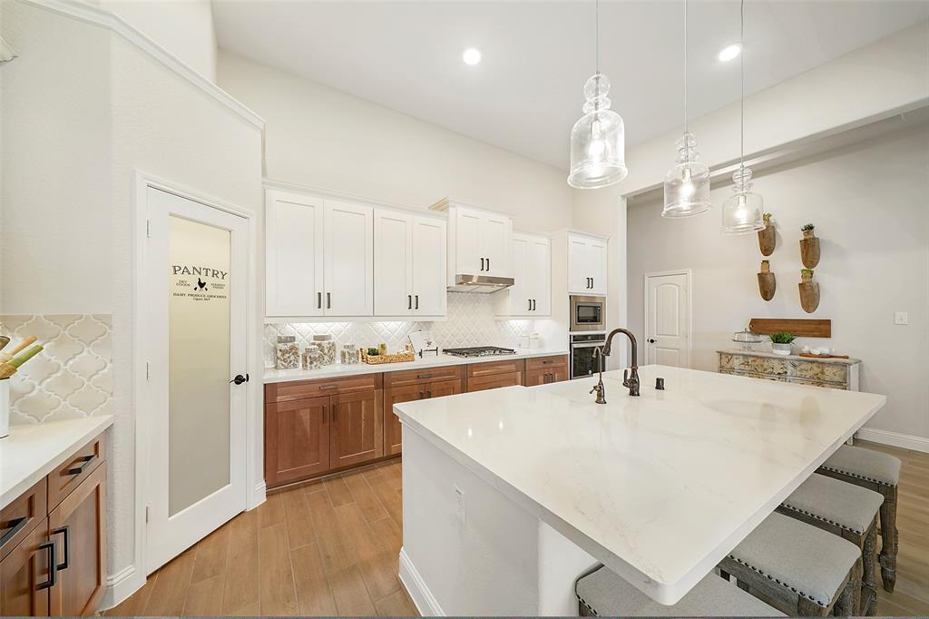 19014 2 Andalusian Glen Lane, Tomball, Texas 77377, 4 Bedrooms Bedrooms, 12 Rooms Rooms,3 BathroomsBathrooms,Single-family,For Sale,Andalusian Glen,73739885