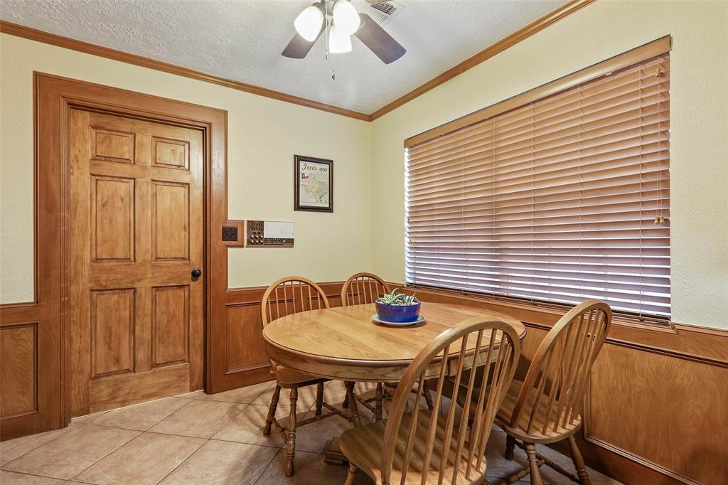 4214 2 Cedar Valley Drive, Houston, Texas 77345, 4 Bedrooms Bedrooms, 9 Rooms Rooms,2 BathroomsBathrooms,Single-family,For Sale,Cedar Valley,53368824