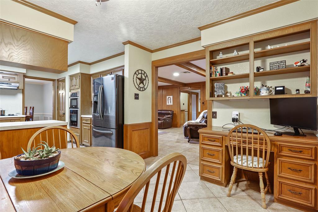 4214 2 Cedar Valley Drive, Houston, Texas 77345, 4 Bedrooms Bedrooms, 9 Rooms Rooms,2 BathroomsBathrooms,Single-family,For Sale,Cedar Valley,53368824