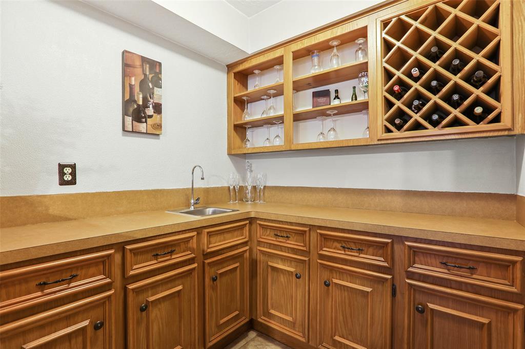 4214 2 Cedar Valley Drive, Houston, Texas 77345, 4 Bedrooms Bedrooms, 9 Rooms Rooms,2 BathroomsBathrooms,Single-family,For Sale,Cedar Valley,53368824
