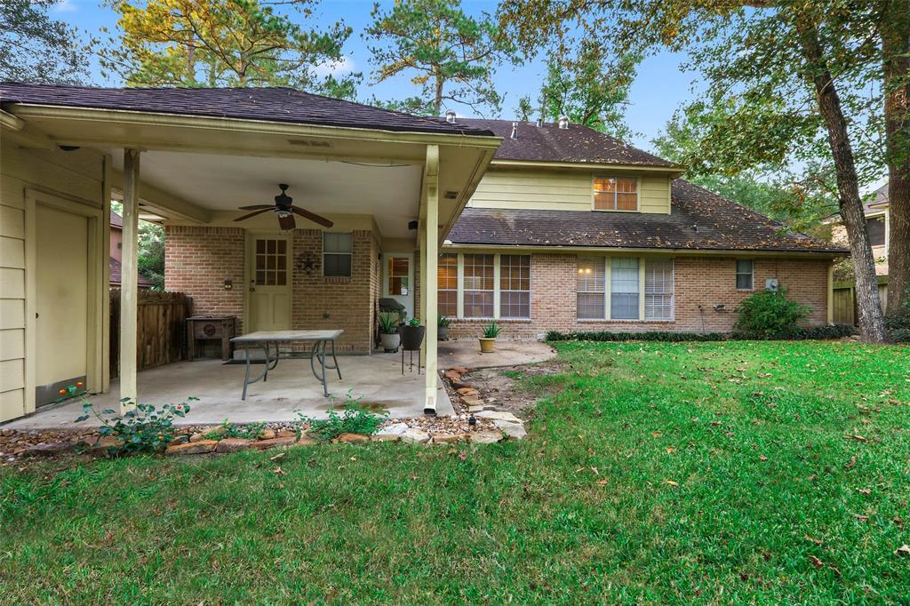 4214 2 Cedar Valley Drive, Houston, Texas 77345, 4 Bedrooms Bedrooms, 9 Rooms Rooms,2 BathroomsBathrooms,Single-family,For Sale,Cedar Valley,53368824