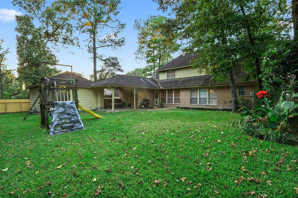 4214 2 Cedar Valley Drive, Houston, Texas 77345, 4 Bedrooms Bedrooms, 9 Rooms Rooms,2 BathroomsBathrooms,Single-family,For Sale,Cedar Valley,53368824