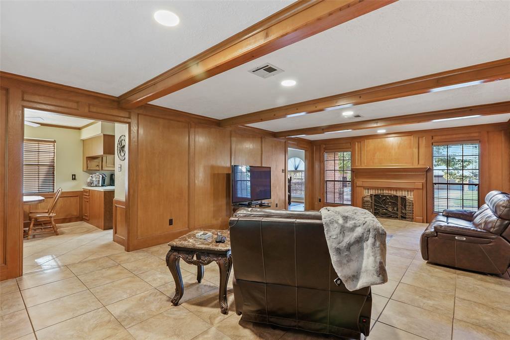 4214 2 Cedar Valley Drive, Houston, Texas 77345, 4 Bedrooms Bedrooms, 9 Rooms Rooms,2 BathroomsBathrooms,Single-family,For Sale,Cedar Valley,53368824