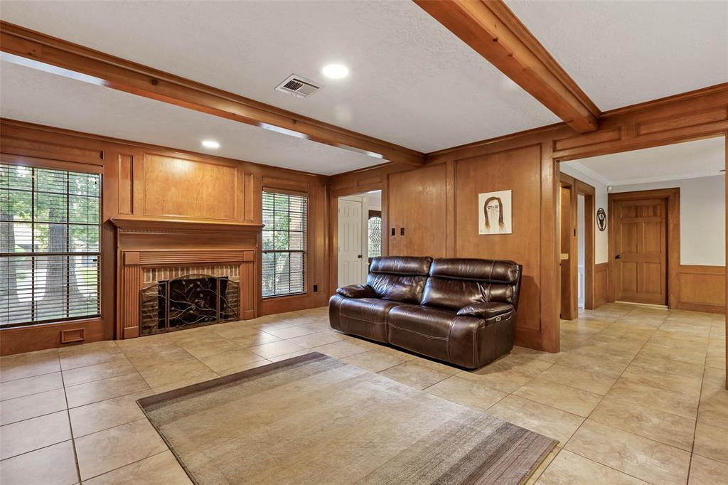 4214 2 Cedar Valley Drive, Houston, Texas 77345, 4 Bedrooms Bedrooms, 9 Rooms Rooms,2 BathroomsBathrooms,Single-family,For Sale,Cedar Valley,53368824