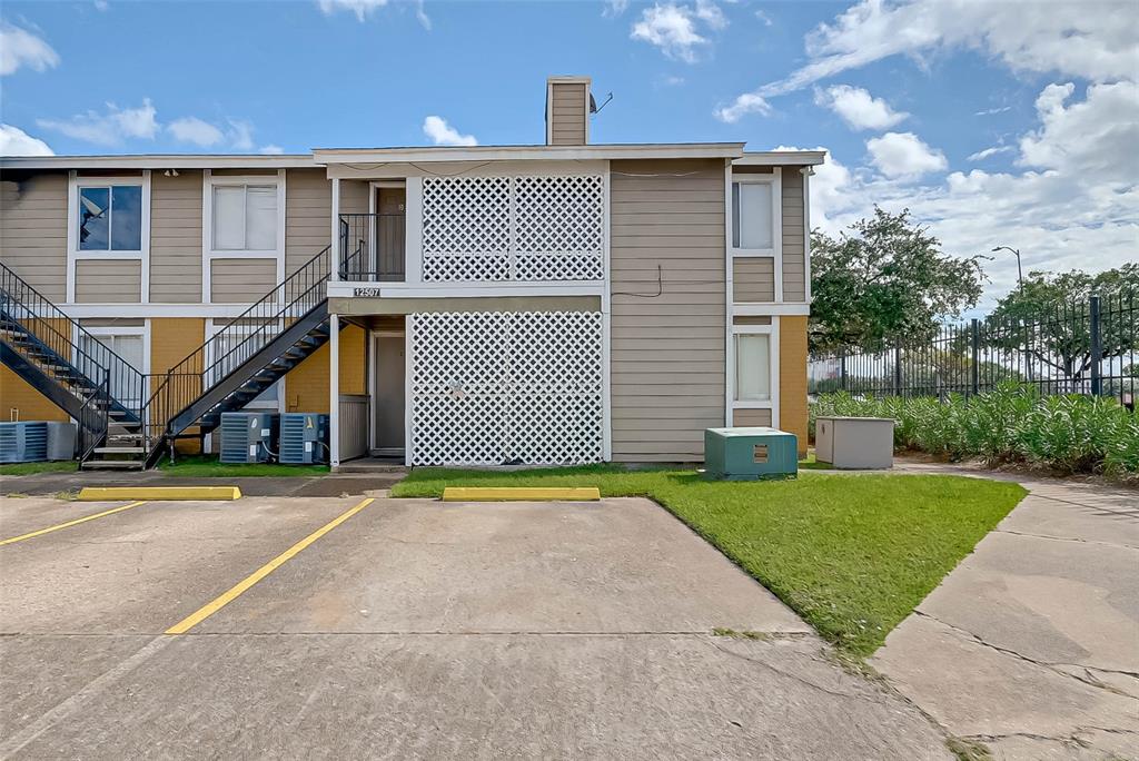 12507 2 Ashford Meadow Drive, Houston, Texas 77082, 2 Bedrooms Bedrooms, ,2 BathroomsBathrooms,Multi-family,For Sale,Ashford Meadow,49142222