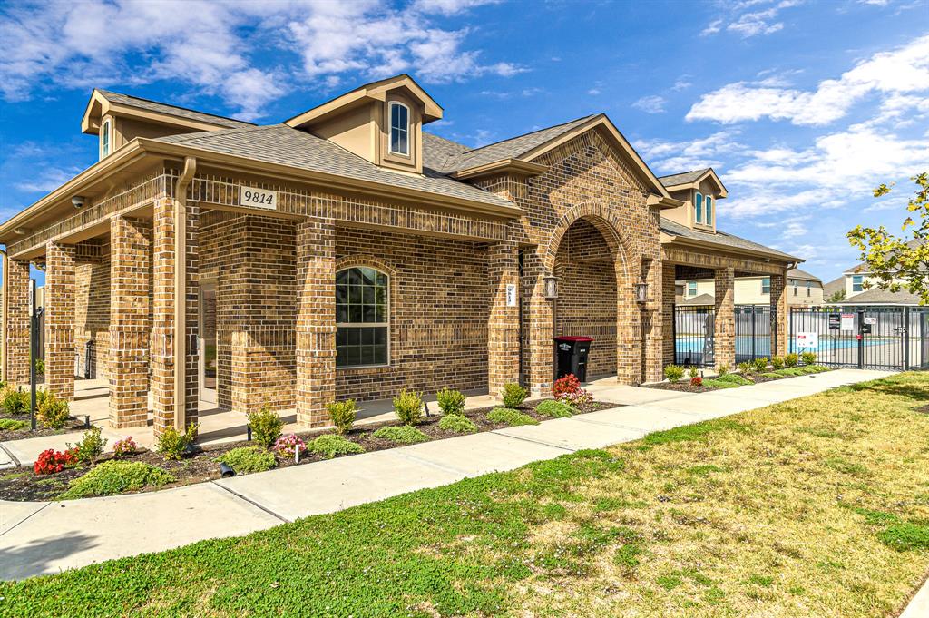 17019 2 Devon Dogwood Trail, Richmond, Texas 77407, 4 Bedrooms Bedrooms, 10 Rooms Rooms,2 BathroomsBathrooms,Single-family,For Sale,Devon Dogwood,4834896