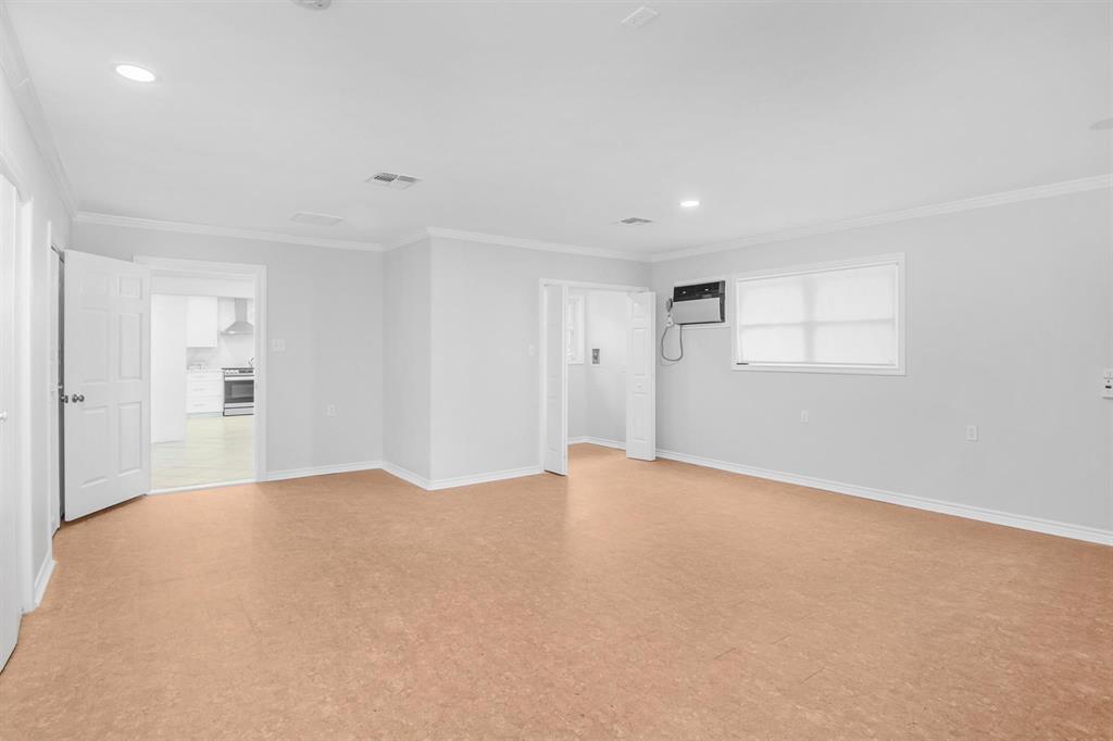 1010 1 Rosewood Drive, Dickinson, Texas 77539, 3 Bedrooms Bedrooms, 7 Rooms Rooms,2 BathroomsBathrooms,Single-family,For Sale,Rosewood,85876678