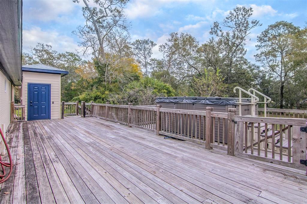 1010 1 Rosewood Drive, Dickinson, Texas 77539, 3 Bedrooms Bedrooms, 7 Rooms Rooms,2 BathroomsBathrooms,Single-family,For Sale,Rosewood,85876678