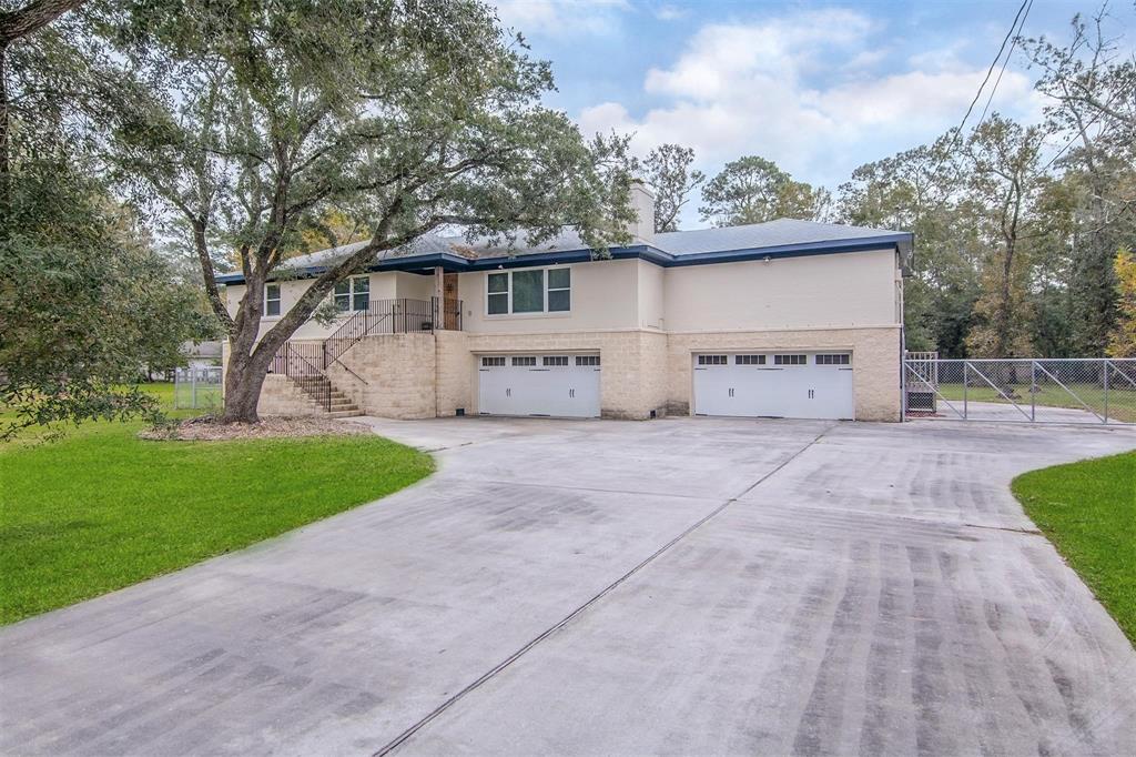 1010 1 Rosewood Drive, Dickinson, Texas 77539, 3 Bedrooms Bedrooms, 7 Rooms Rooms,2 BathroomsBathrooms,Single-family,For Sale,Rosewood,85876678