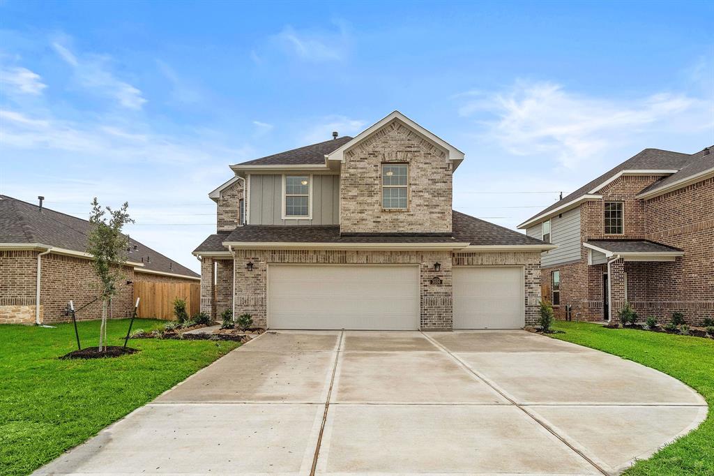 31342 2 Black Forest Crossing, Fulshear, Texas 77441, 4 Bedrooms Bedrooms, 7 Rooms Rooms,3 BathroomsBathrooms,Single-family,For Sale,Black Forest,79761528