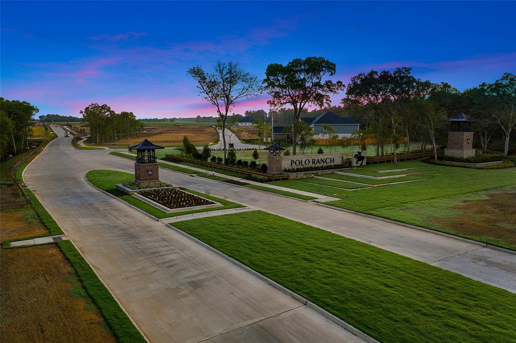 31342 2 Black Forest Crossing, Fulshear, Texas 77441, 4 Bedrooms Bedrooms, 7 Rooms Rooms,3 BathroomsBathrooms,Single-family,For Sale,Black Forest,79761528