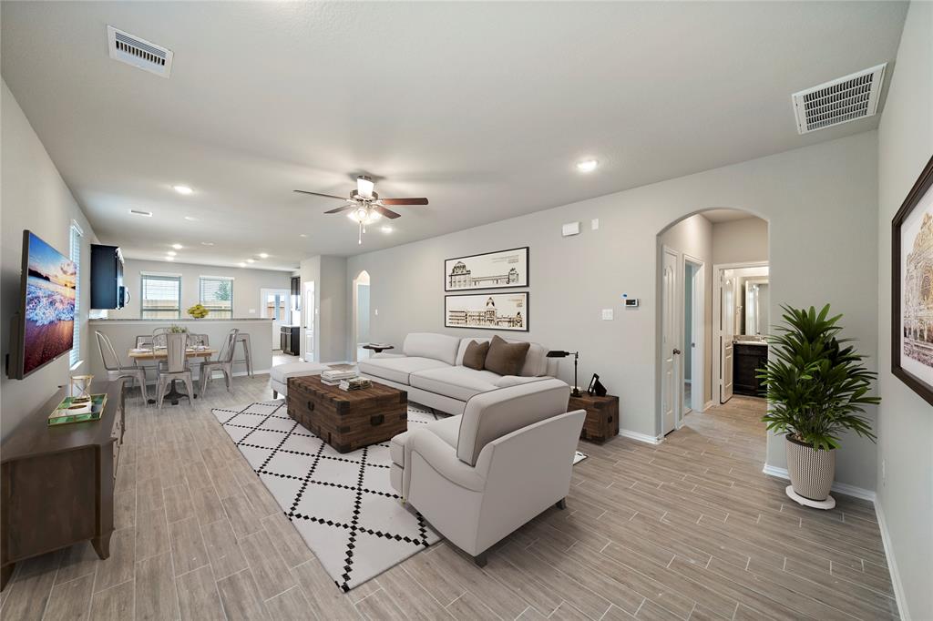 31342 2 Black Forest Crossing, Fulshear, Texas 77441, 4 Bedrooms Bedrooms, 7 Rooms Rooms,3 BathroomsBathrooms,Single-family,For Sale,Black Forest,79761528