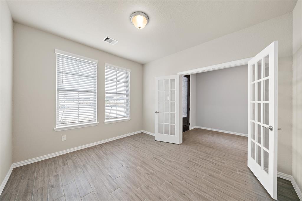 31330 1 Black Forest Crossing, Fulshear, Texas 77441, 3 Bedrooms Bedrooms, 6 Rooms Rooms,2 BathroomsBathrooms,Single-family,For Sale,Black Forest,86352436