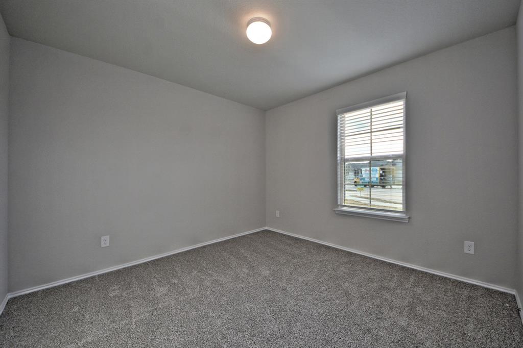 11033 1 33rd Avenue North, Texas City, Texas 77591, 4 Bedrooms Bedrooms, 6 Rooms Rooms,2 BathroomsBathrooms,Single-family,For Sale,33rd Avenue North,56886373