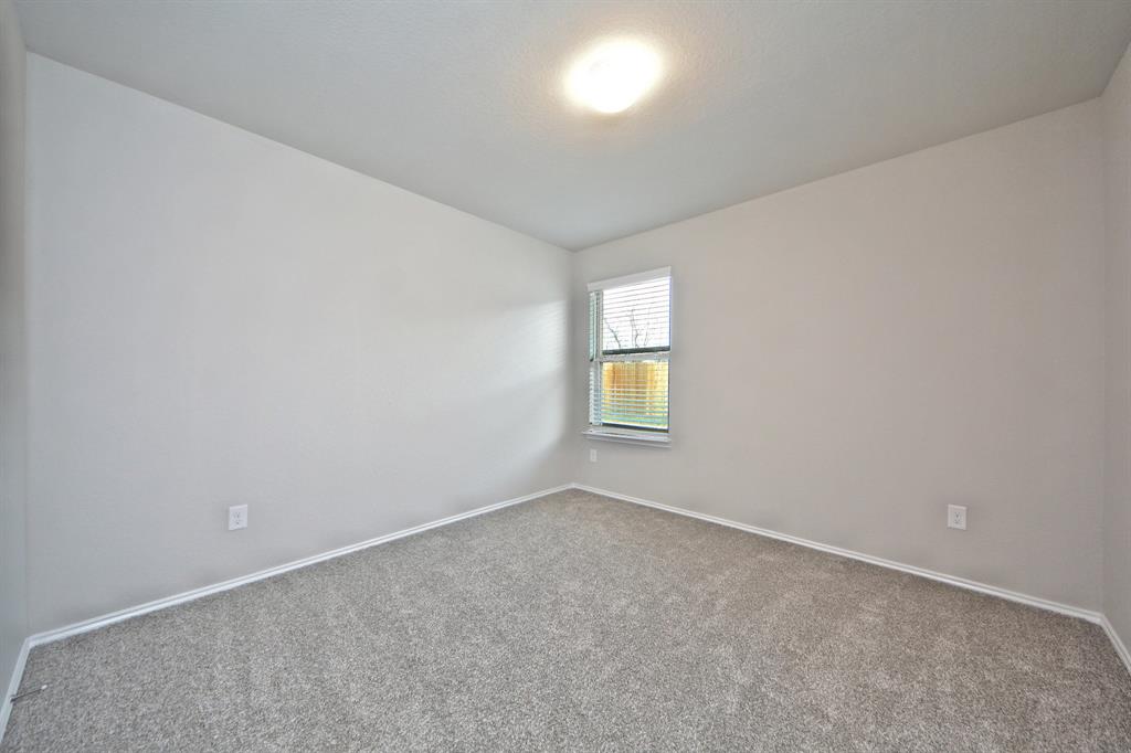11033 1 33rd Avenue North, Texas City, Texas 77591, 4 Bedrooms Bedrooms, 6 Rooms Rooms,2 BathroomsBathrooms,Single-family,For Sale,33rd Avenue North,56886373