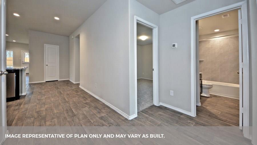 11033 1 33rd Avenue North, Texas City, Texas 77591, 4 Bedrooms Bedrooms, 6 Rooms Rooms,2 BathroomsBathrooms,Single-family,For Sale,33rd Avenue North,56886373