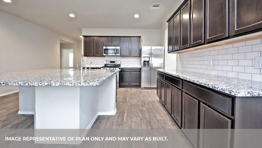 11033 1 33rd Avenue North, Texas City, Texas 77591, 4 Bedrooms Bedrooms, 6 Rooms Rooms,2 BathroomsBathrooms,Single-family,For Sale,33rd Avenue North,56886373