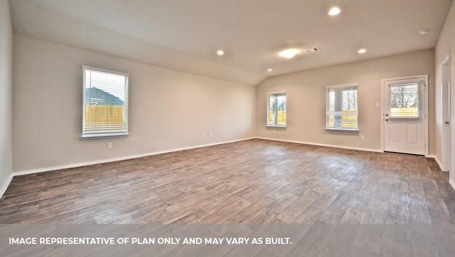 11033 1 33rd Avenue North, Texas City, Texas 77591, 4 Bedrooms Bedrooms, 6 Rooms Rooms,2 BathroomsBathrooms,Single-family,For Sale,33rd Avenue North,56886373