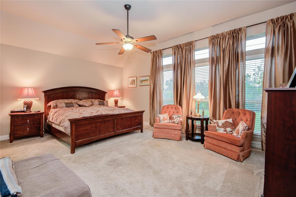 13308 1 Iris View Lane, Pearland, Texas 77584, 4 Bedrooms Bedrooms, 7 Rooms Rooms,3 BathroomsBathrooms,Single-family,For Sale,Iris View,63946706
