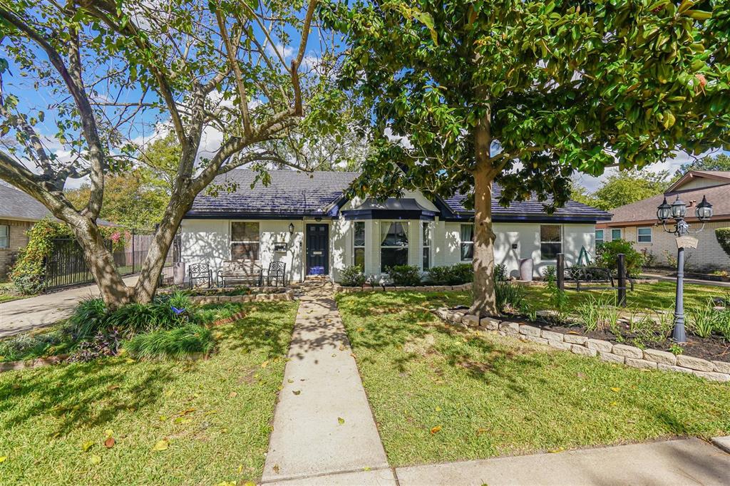 9266 1 Blankenship Drive, Houston, Texas 77080, 4 Bedrooms Bedrooms, 11 Rooms Rooms,2 BathroomsBathrooms,Single-family,For Sale,Blankenship,32482807