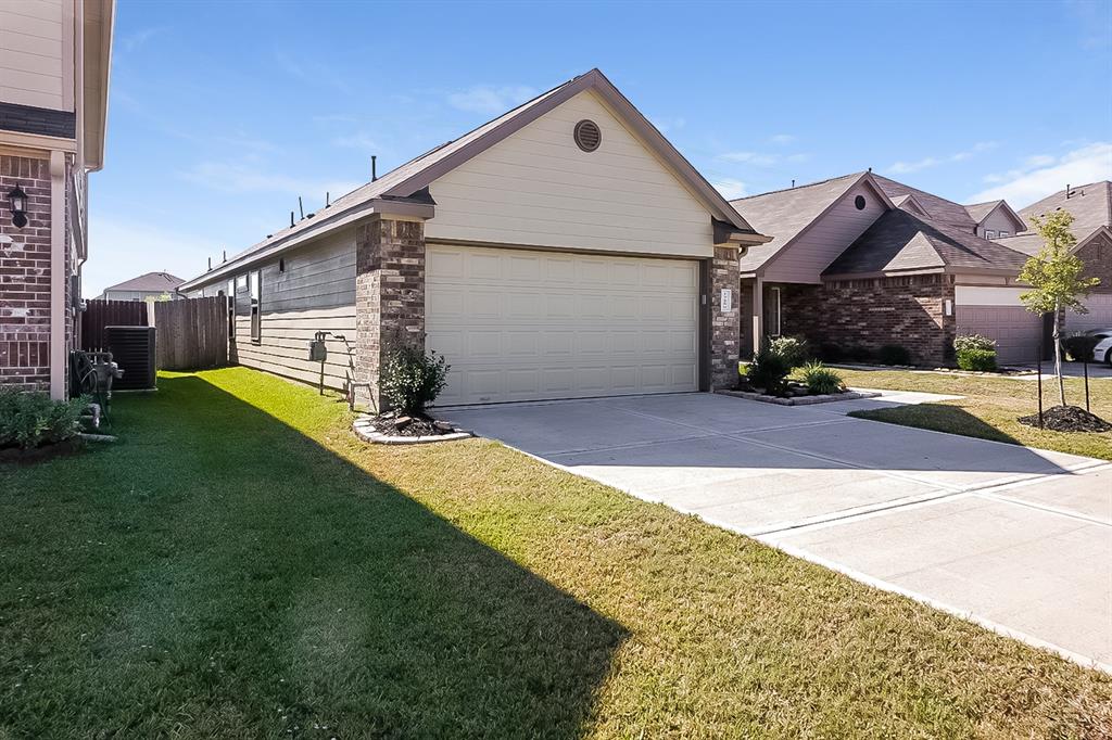 17259 1 Quiet Song Court, Richmond, Texas 77407, 3 Bedrooms Bedrooms, 3 Rooms Rooms,2 BathroomsBathrooms,Single-family,For Sale,Quiet Song,81113527