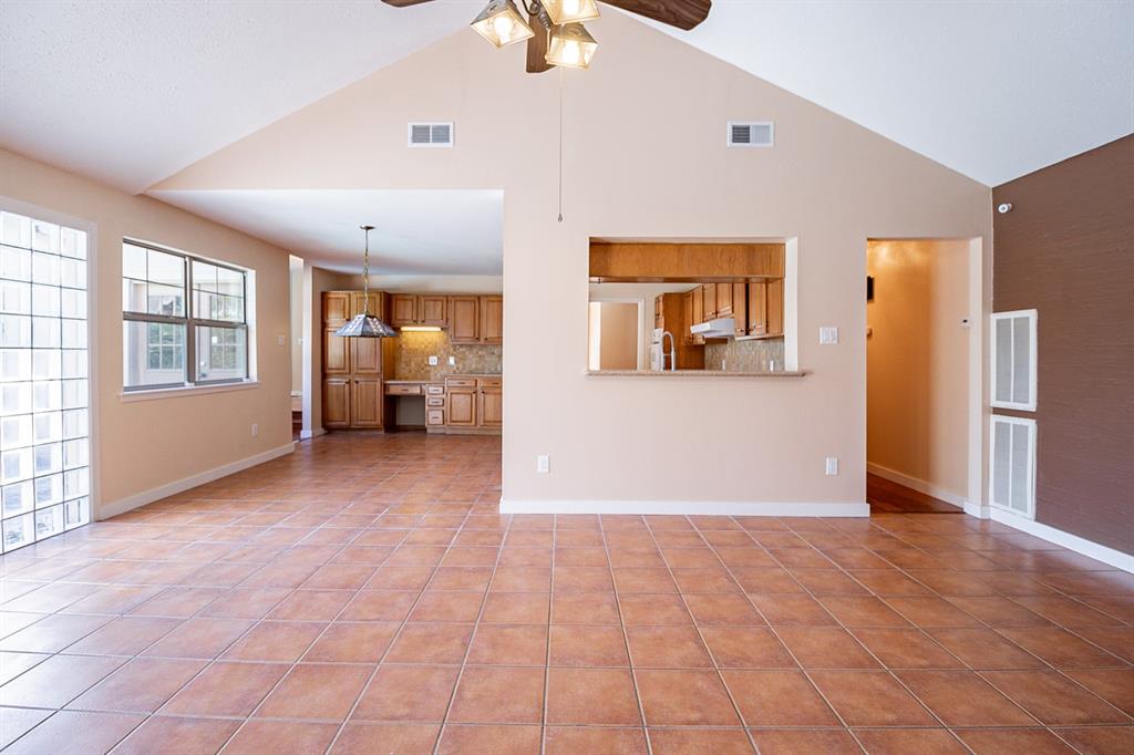 13102 1 Rincon Drive, Houston, Texas 77077, 3 Bedrooms Bedrooms, 3 Rooms Rooms,2 BathroomsBathrooms,Single-family,For Sale,Rincon,66503321