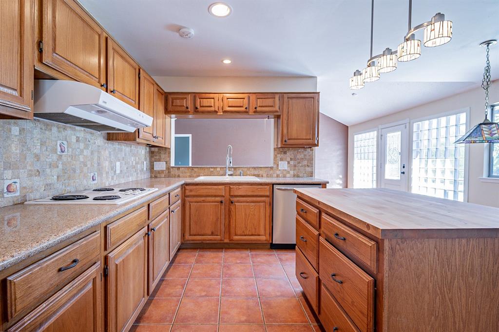 13102 1 Rincon Drive, Houston, Texas 77077, 3 Bedrooms Bedrooms, 3 Rooms Rooms,2 BathroomsBathrooms,Single-family,For Sale,Rincon,66503321