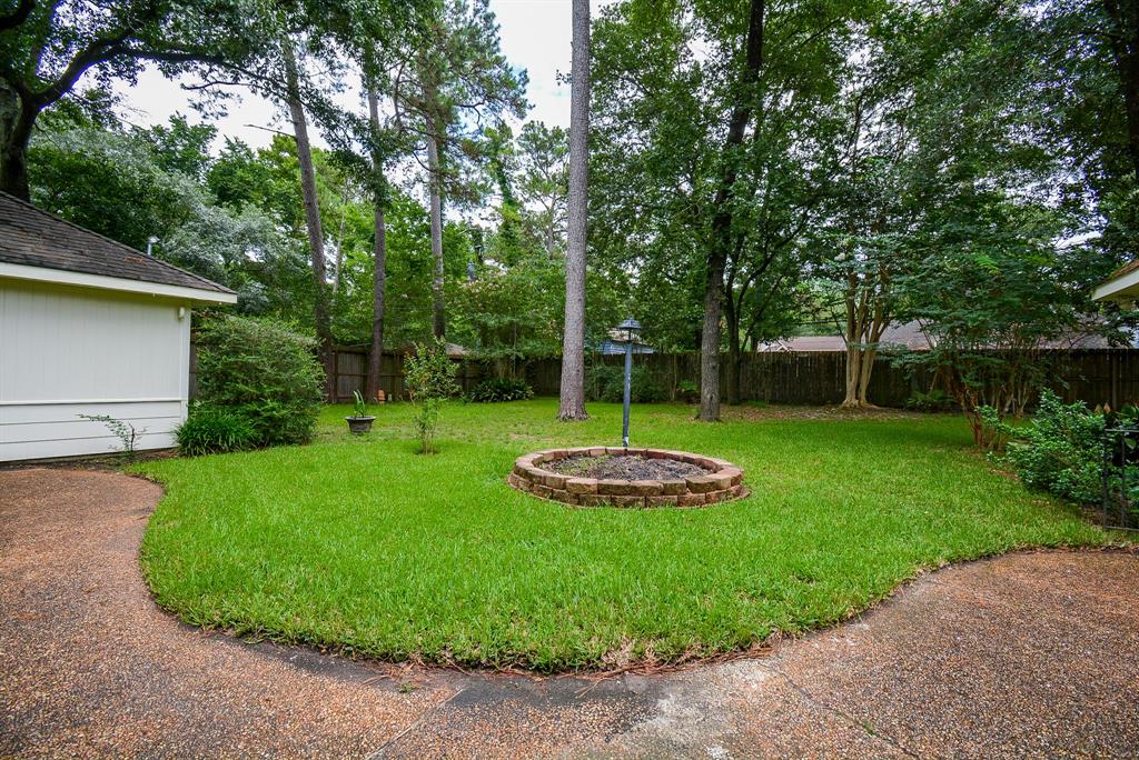 102 1 Stoney Creek Drive, Houston, Texas 77024, 5 Bedrooms Bedrooms, 10 Rooms Rooms,3 BathroomsBathrooms,Single-family,For Sale,Stoney Creek,1086196