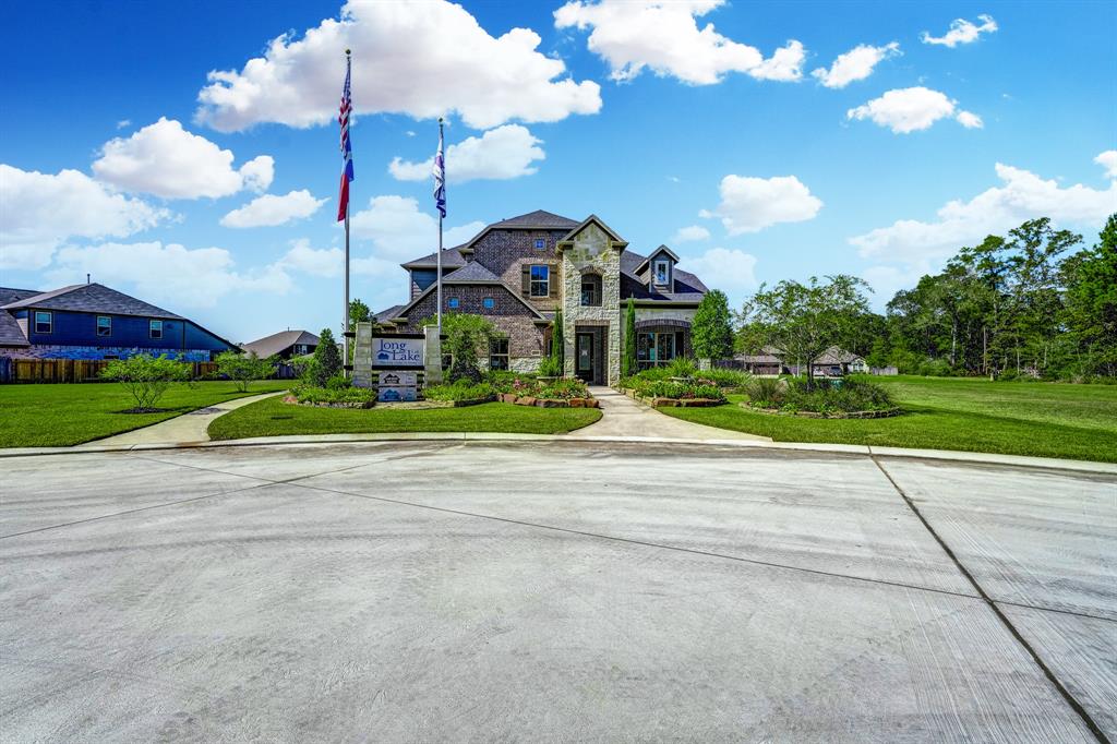 3315 2 Boxwood Forest Court, Conroe, Texas 77301, 5 Bedrooms Bedrooms, 15 Rooms Rooms,3 BathroomsBathrooms,Single-family,For Sale,Boxwood Forest,77246651