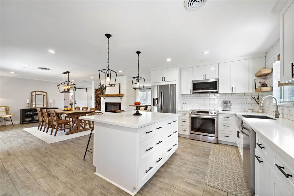 5806 1 Belrose Drive, Houston, Texas 77035, 4 Bedrooms Bedrooms, 4 Rooms Rooms,2 BathroomsBathrooms,Single-family,For Sale,Belrose,78954240